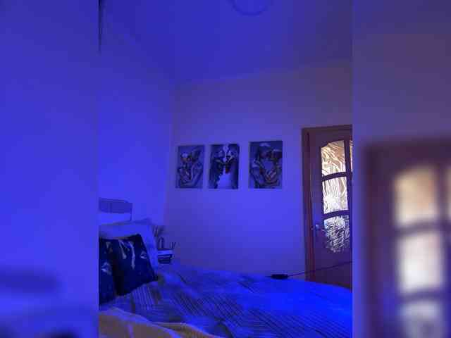 BustyLina webcam