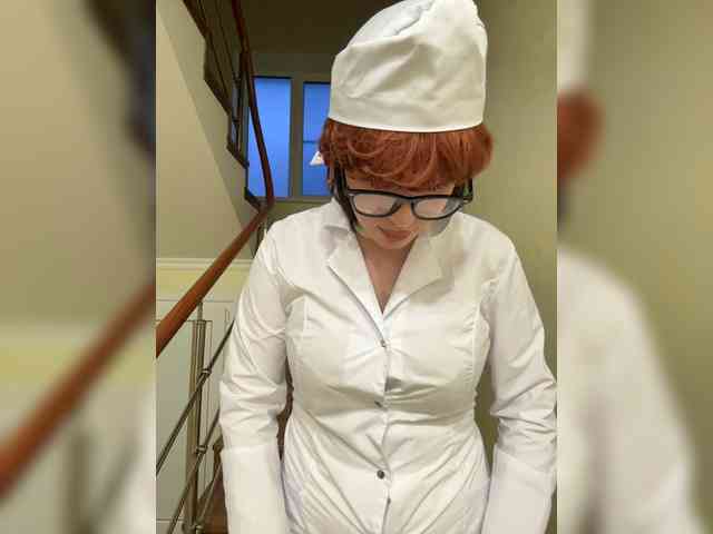 BustyLina webcam