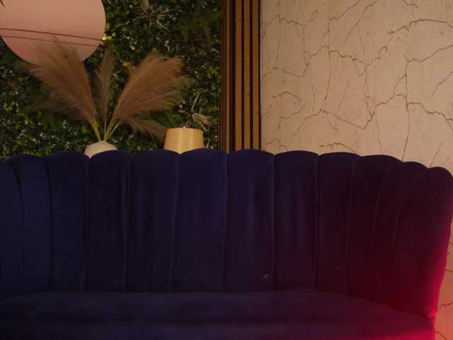 sisi-von-dee's BongaCams show and profile