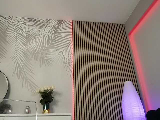 sisi-von-dee