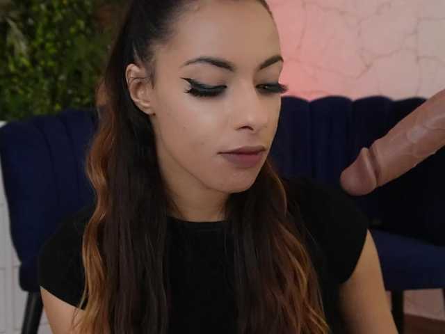 sisi-von-dee