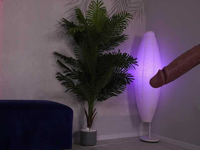 sisi-von-dee live webcam show