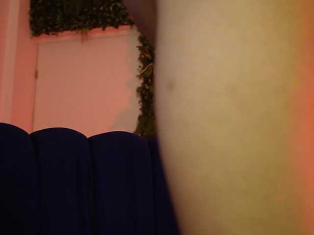 sisi-von-dee's BongaCams show and profile