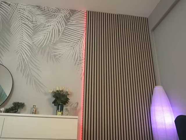 sisi-von-dee