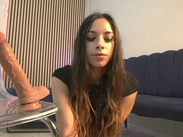 sisi-von-dee live cam on BongaCams
