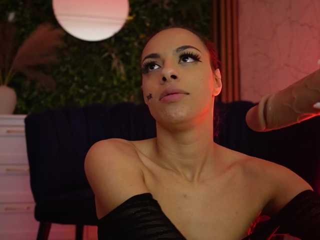 sisi-von-dee