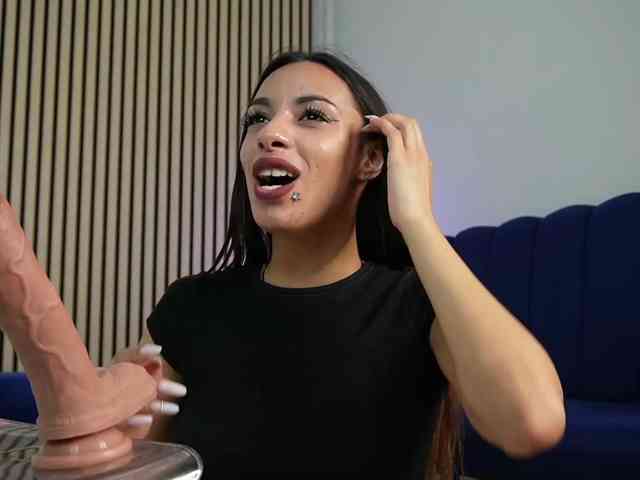 sisi-von-dee