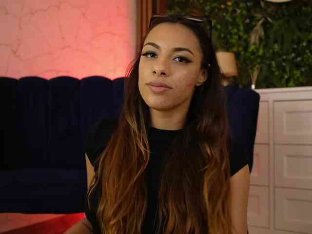 sisi-von-dee webcam
