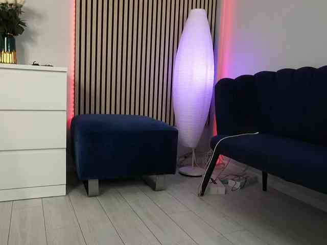 sisi-von-dee sisi-von-dee