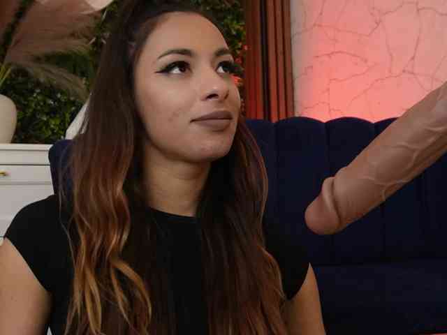 sisi-von-dee