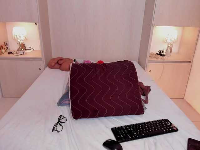 JadeeMuller live cam on BongaCams