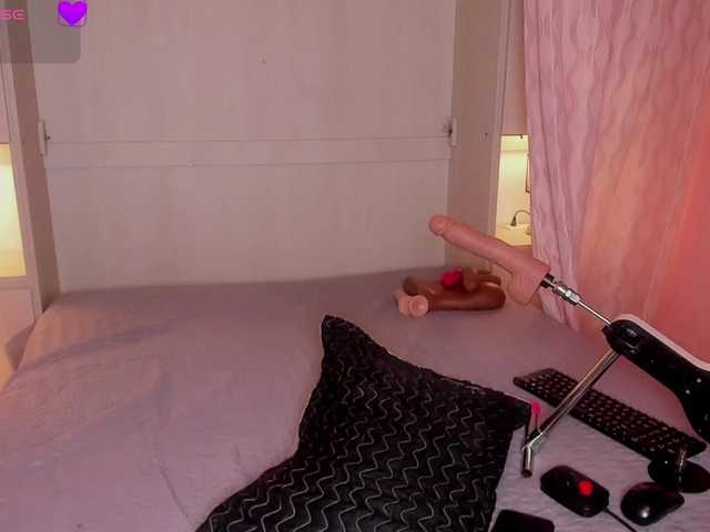 JadeeMuller live cam on BongaCams