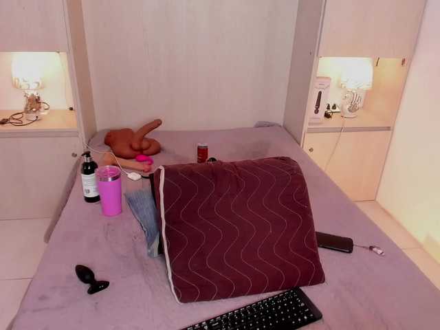 JadeeMuller live cam on BongaCams