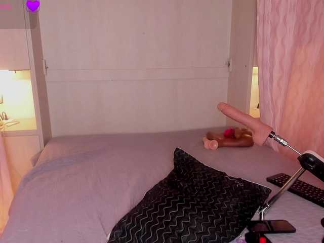 JadeeMuller live cam on BongaCams