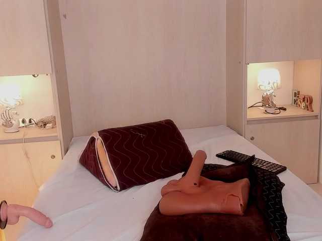 JadeeMuller live cam on BongaCams