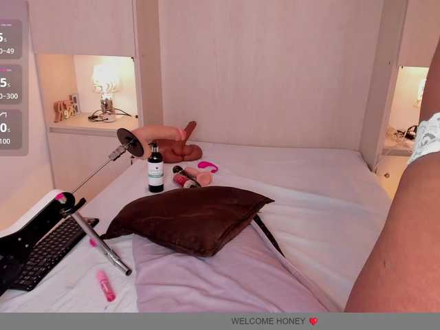 JadeeMuller live cam on BongaCams