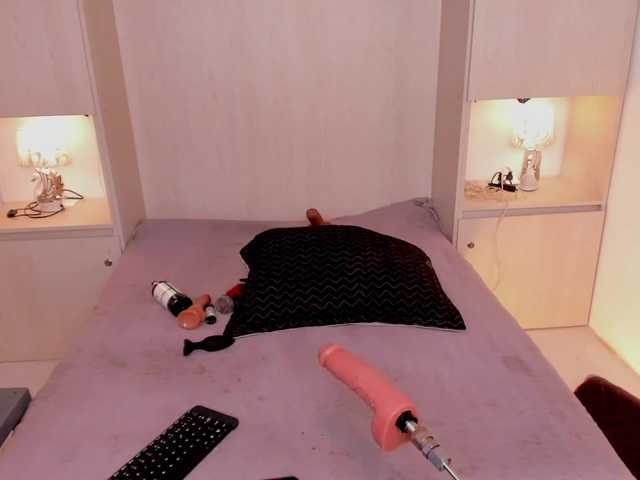 JadeeMuller live cam on BongaCams