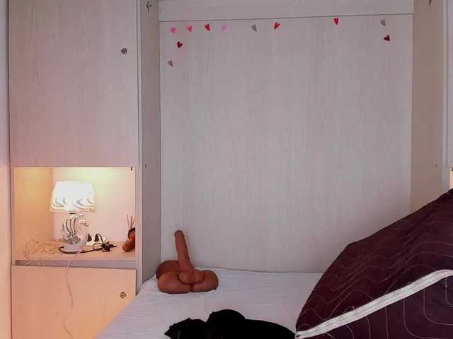 JadeeMuller's BongaCams show and profile