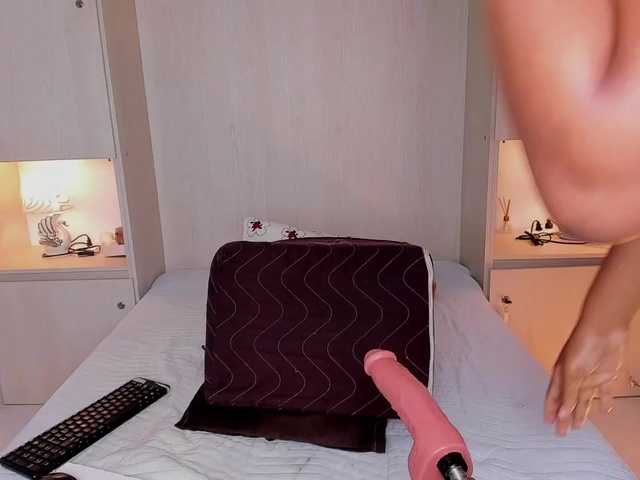 JadeeMuller's BongaCams show and profile