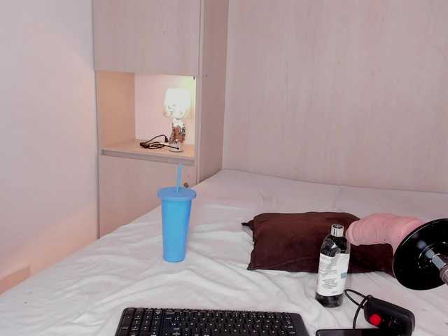 JadeeMuller live cam on BongaCams