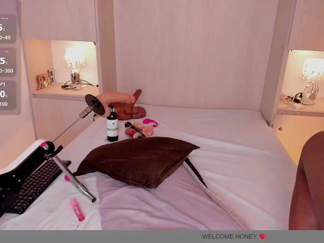 JadeeMuller live cam on BongaCams