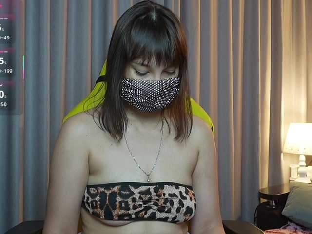 sexlove12002 live cam on BongaCams