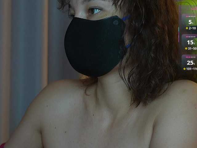 sexlove12002 live cam on BongaCams