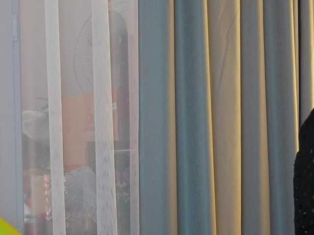 sexlove12002 live cam