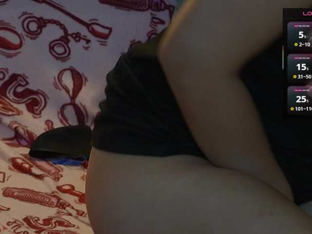 sexlove12002 live cam on BongaCams
