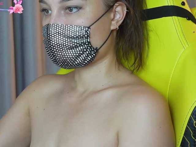sexlove12002 live cam on BongaCams