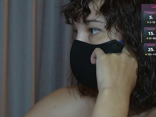 sexlove12002 live cam on BongaCams