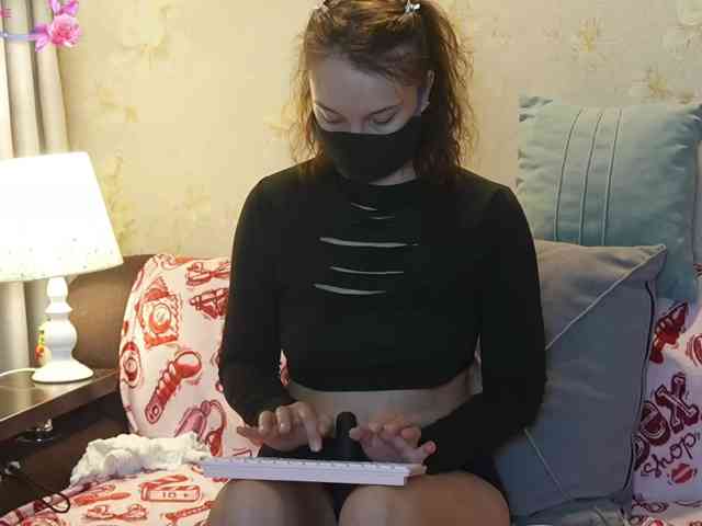 still_her webcam
