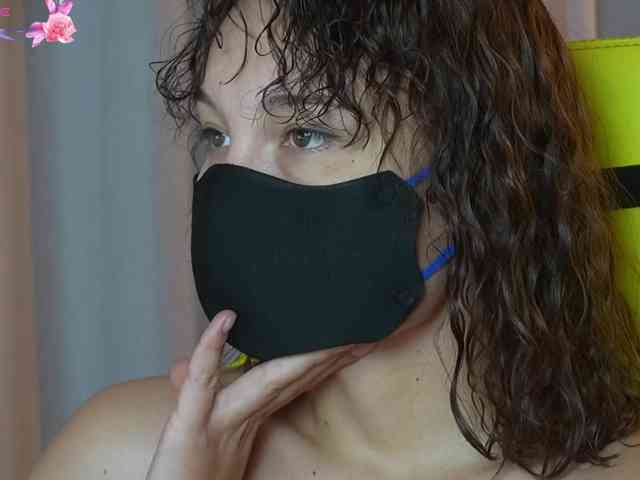 still_her webcam