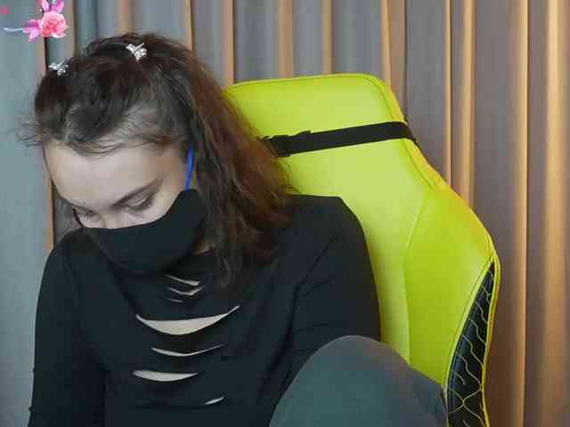still_her webcam