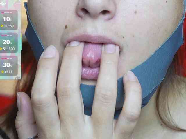 still_her webcam