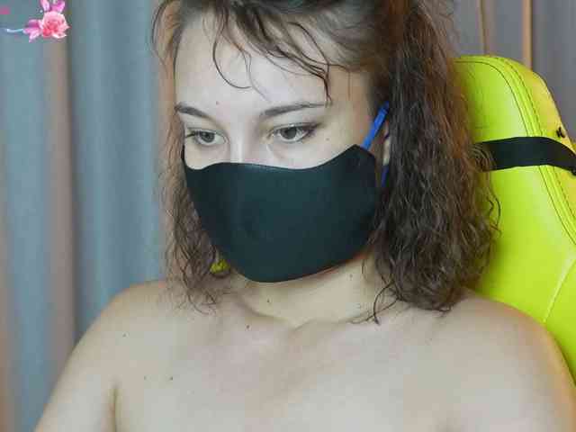 still_her webcam