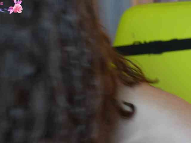 still_her webcam