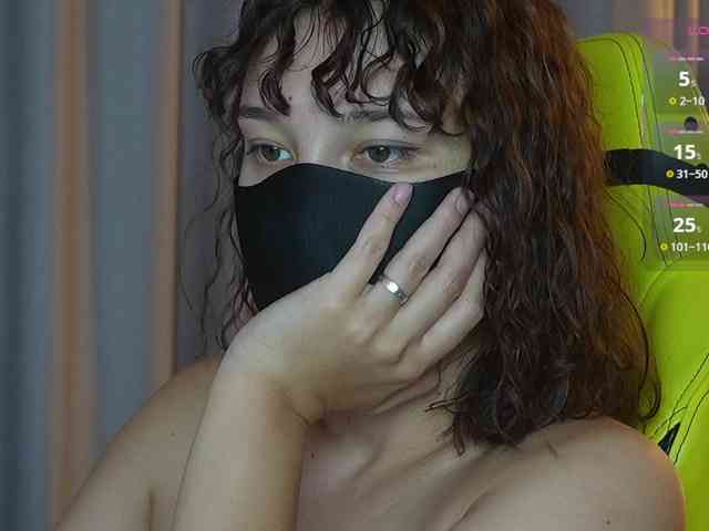still_her webcam