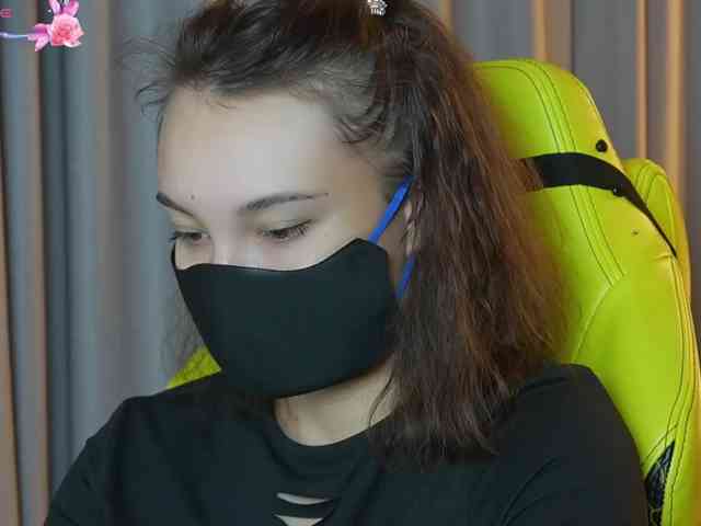 still_her webcam
