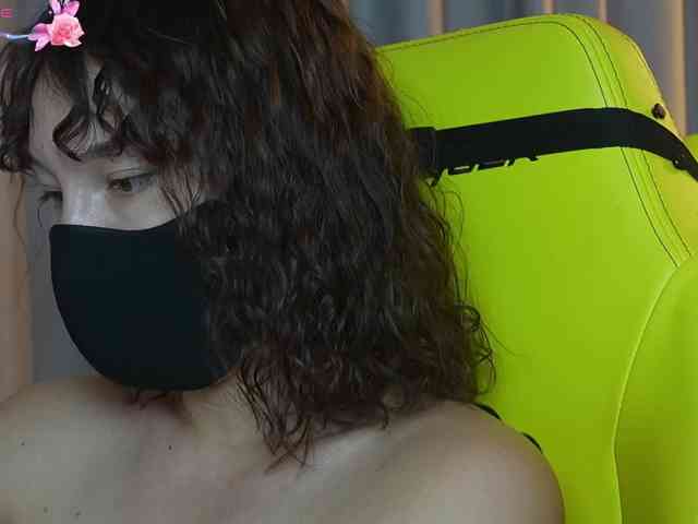 still_her webcam