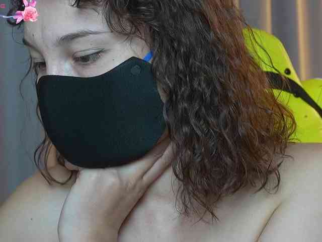 still_her webcam