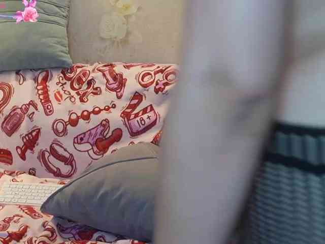 still_her webcam