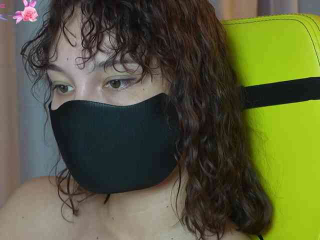 still_her webcam