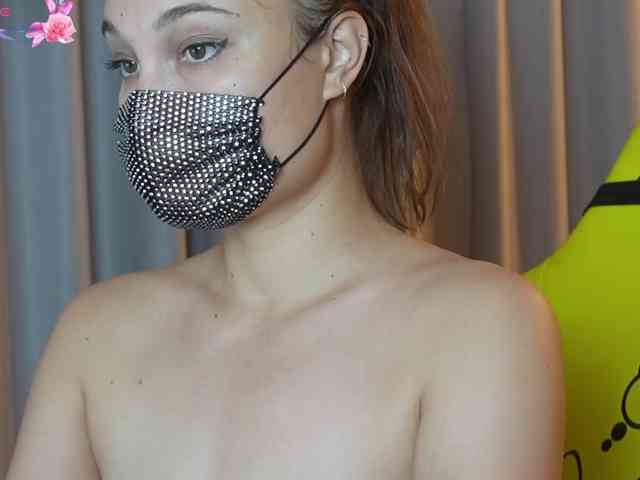 still_her webcam