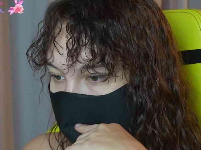 still_her webcam