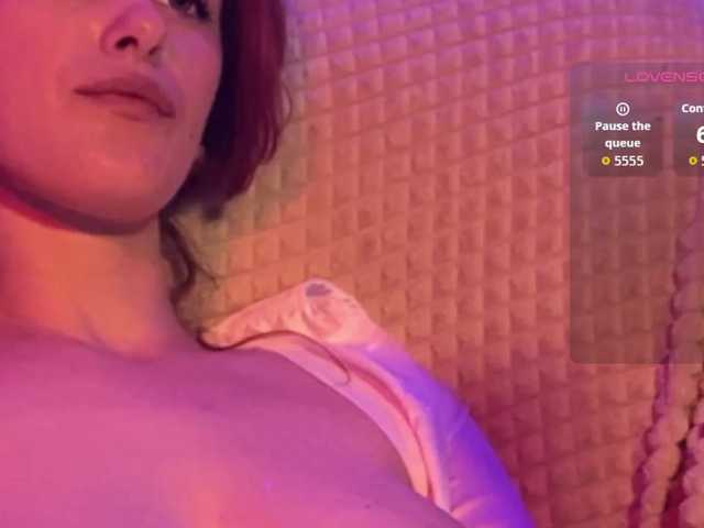 Veks's BongaCams show and profile