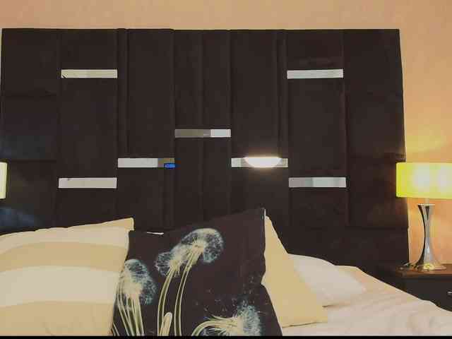 Lilith-rouse webcam