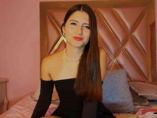 Lilith-rouse webcam