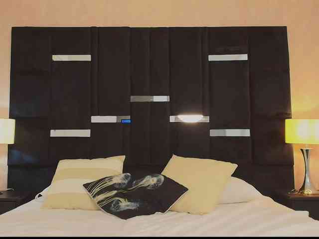 Lilith-rouse webcam