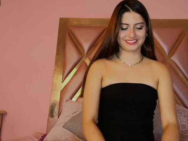 Lilith-rouse webcam